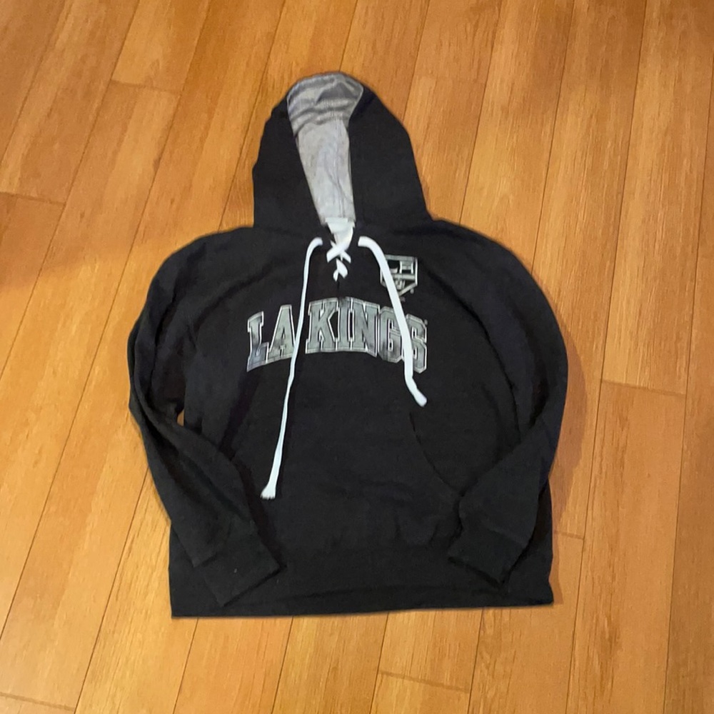 LA Kings sweater for women